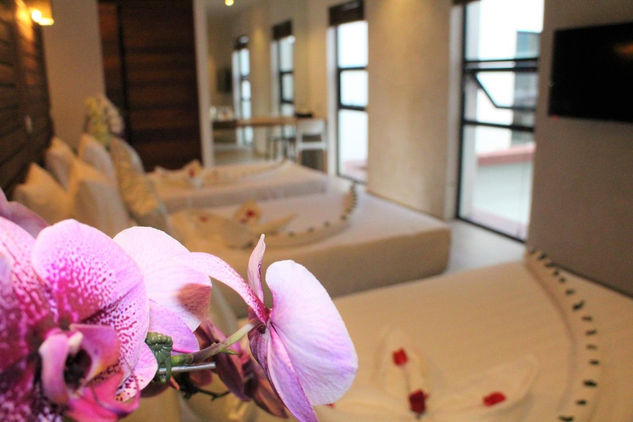 De Ninth Boutique Hotel & Spa Phnom-Penh Buitenkant foto