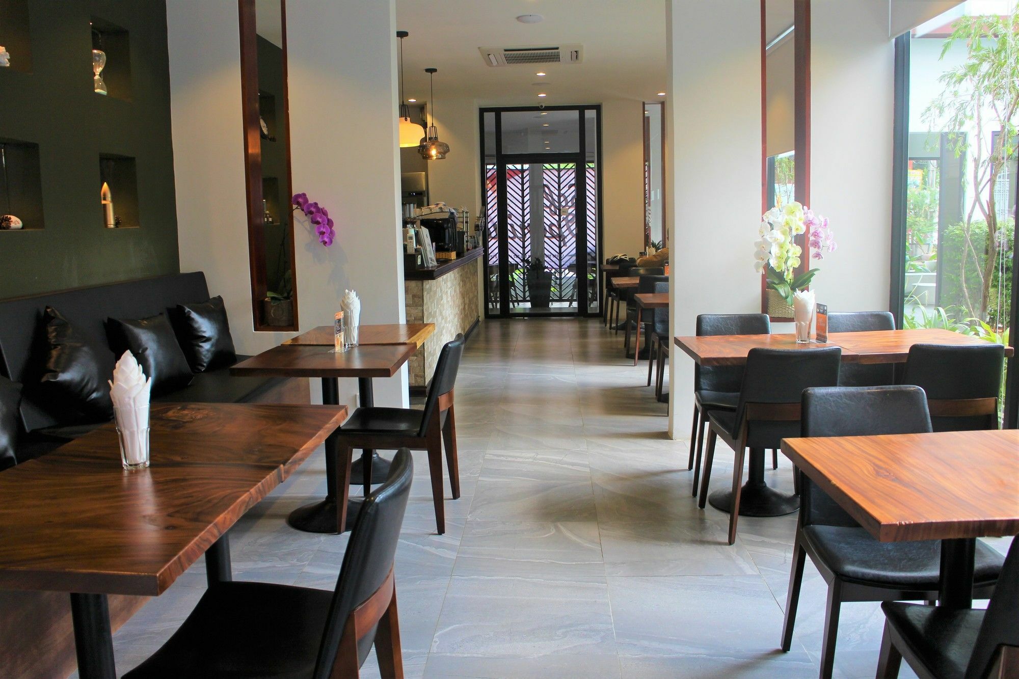 De Ninth Boutique Hotel & Spa Phnom-Penh Buitenkant foto